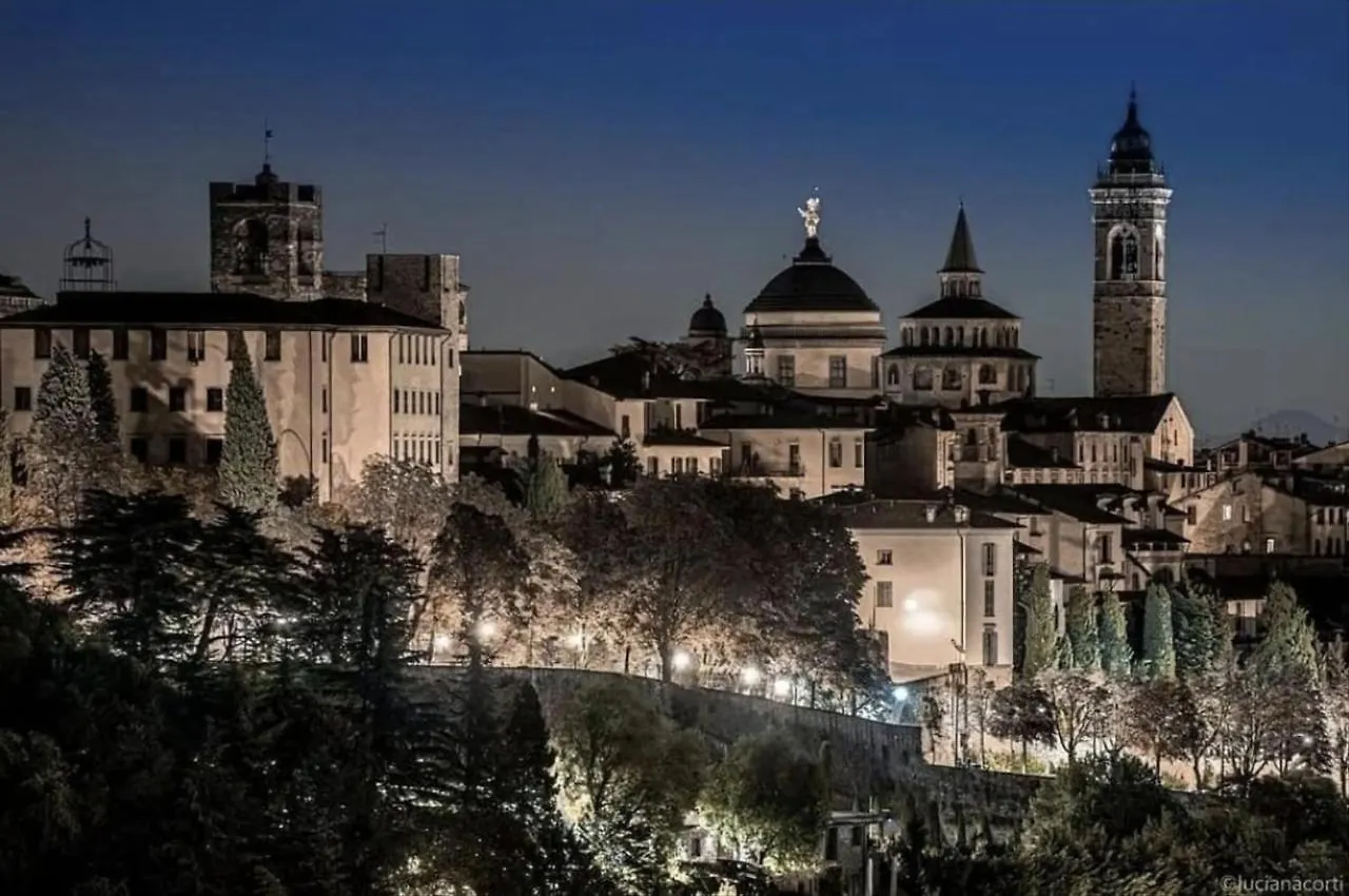Appartamento Angels Home Citta Alta Bergamo